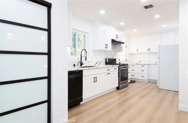 9246 Manzanar Ave, Downey, CA 90240