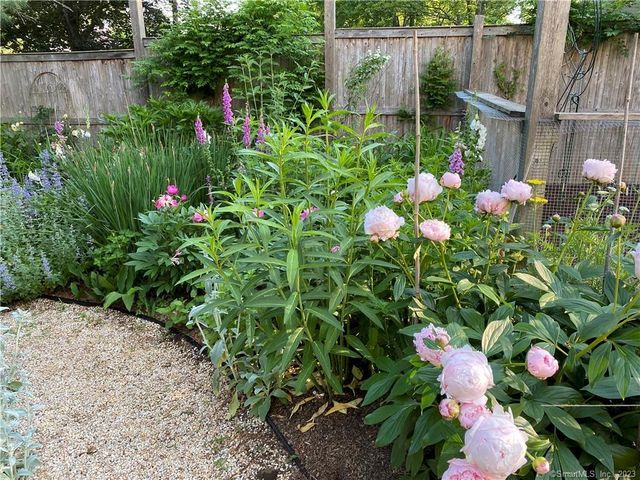 1975 Mill Plain Road, Fairfield, CT 06824