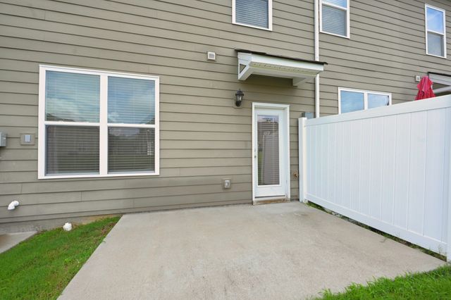 418 Waterfowl Way, Lebanon, TN 37090