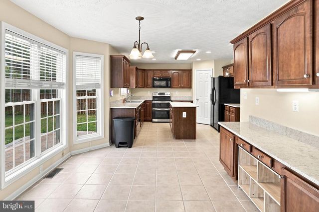 211 FLANAGAN DR, Winchester, VA 22602
