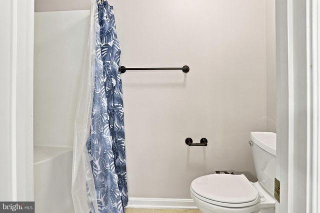 211 FLANAGAN DR, Winchester, VA 22602
