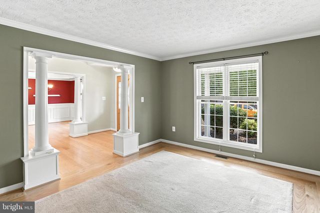 211 FLANAGAN DR, Winchester, VA 22602