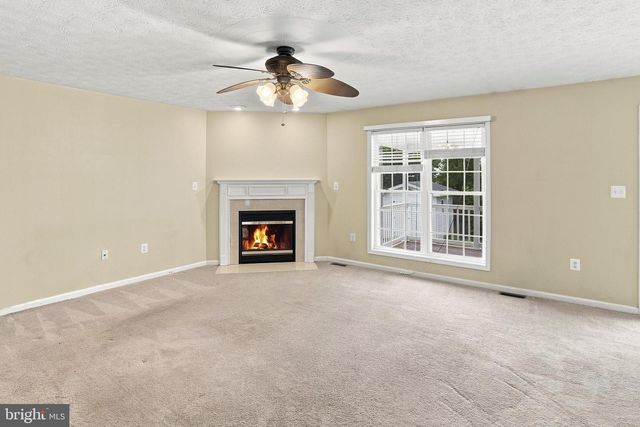211 FLANAGAN DR, Winchester, VA 22602