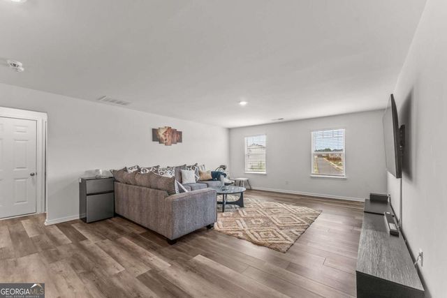 379 Blue Juniper Circle, Loganville, GA 30052