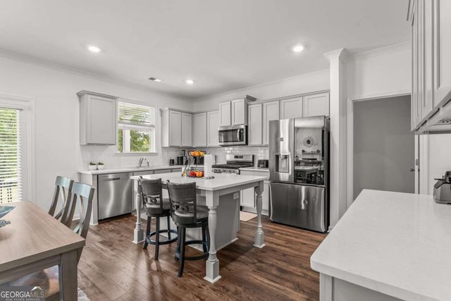 379 Blue Juniper Circle, Loganville, GA 30052