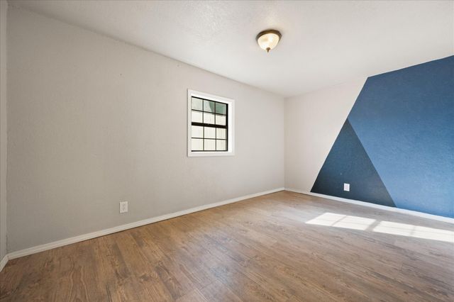69 Pony Express Trail, Lubbock, TX 79404
