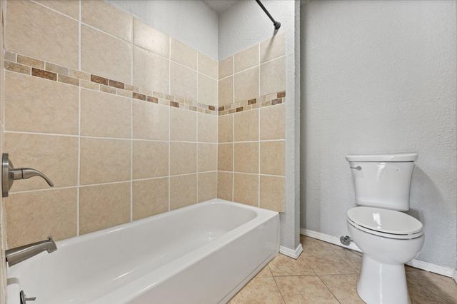 69 Pony Express Trail, Lubbock, TX 79404