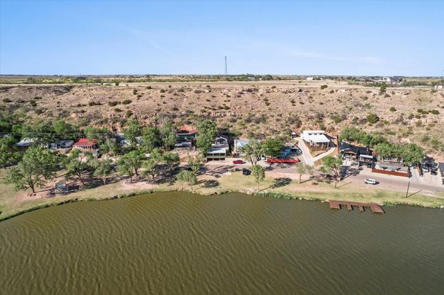 69 Pony Express Trail, Lubbock, TX 79404