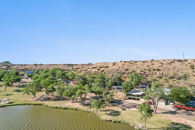 69 Pony Express Trail, Lubbock, TX 79404