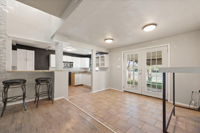 69 Pony Express Trail, Lubbock, TX 79404