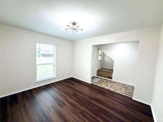 1670 Clydesdale Drive, Lewisville, TX 75067