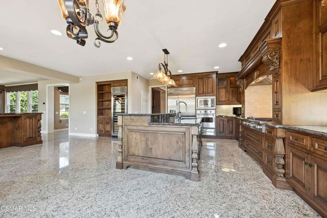 3194 Sunset Hills Boulevard, Thousand Oaks, CA 91362