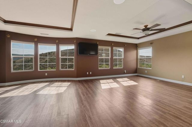 3194 Sunset Hills Boulevard, Thousand Oaks, CA 91362