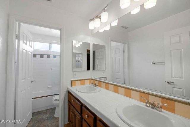 3194 Sunset Hills Boulevard, Thousand Oaks, CA 91362