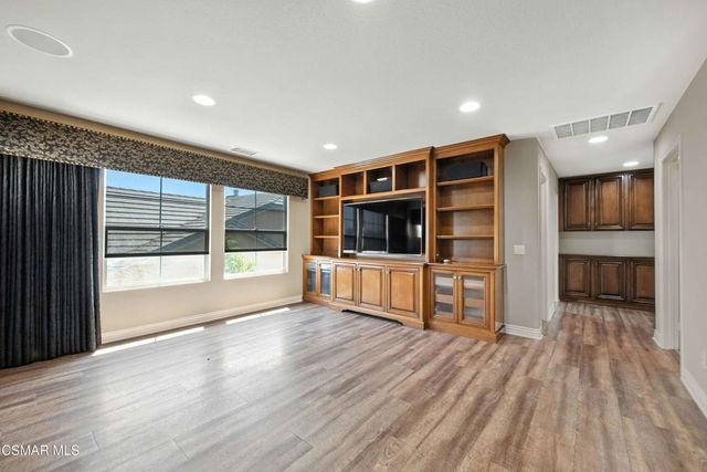 3194 Sunset Hills Boulevard, Thousand Oaks, CA 91362