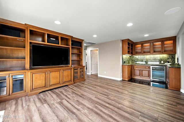 3194 Sunset Hills Boulevard, Thousand Oaks, CA 91362