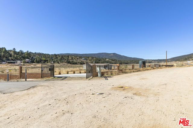 1595 Tecuya Drive, Frazier Park, CA 93225