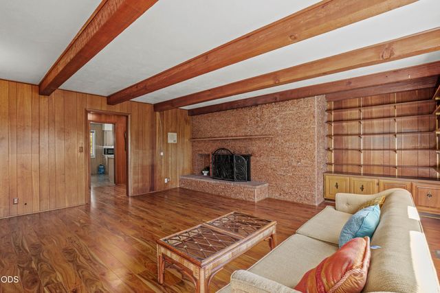341 SE Hilltop Drive, Grants Pass, OR 97527