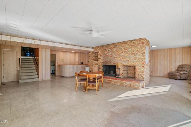 341 SE Hilltop Drive, Grants Pass, OR 97527