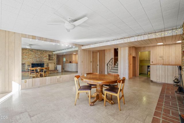 341 SE Hilltop Drive, Grants Pass, OR 97527