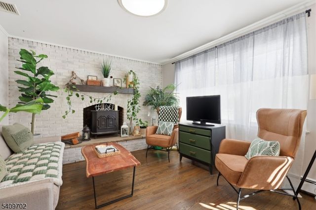 8 Cherry Ln, Randolph Twp., NJ 07869