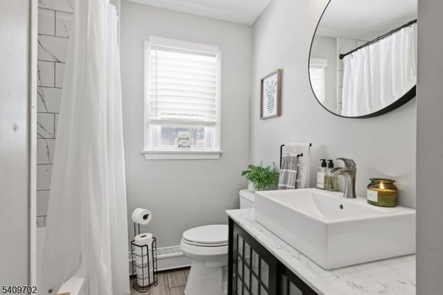 8 Cherry Ln, Randolph Twp., NJ 07869