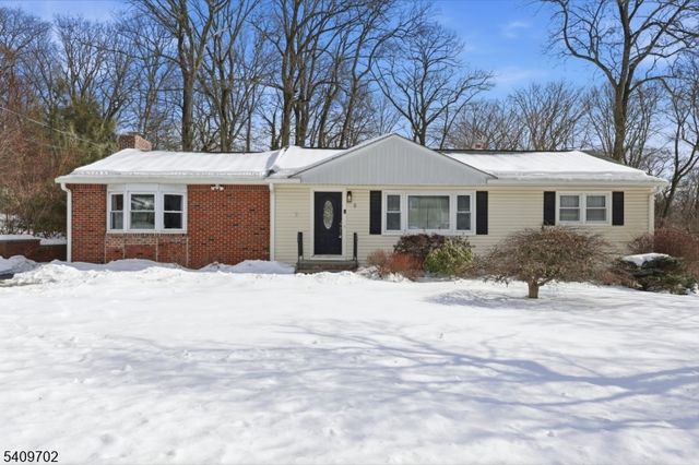 8 Cherry Ln, Randolph Twp., NJ 07869