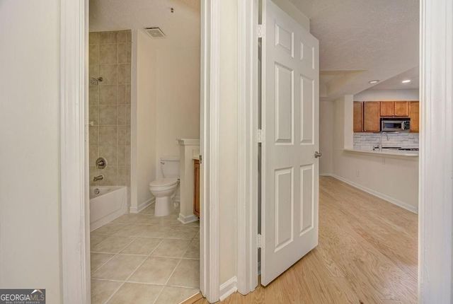 1250 Parkwood Circle 1312, Atlanta, GA 30339