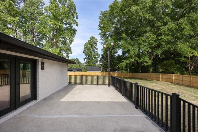 3767 Plumcrest Road SE, Smyrna, GA 30082