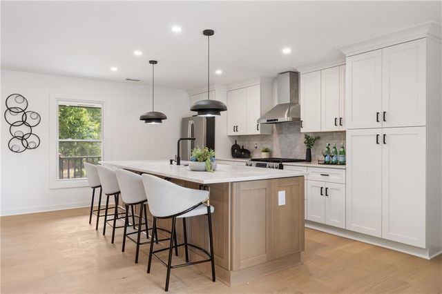 3767 Plumcrest Road SE, Smyrna, GA 30082