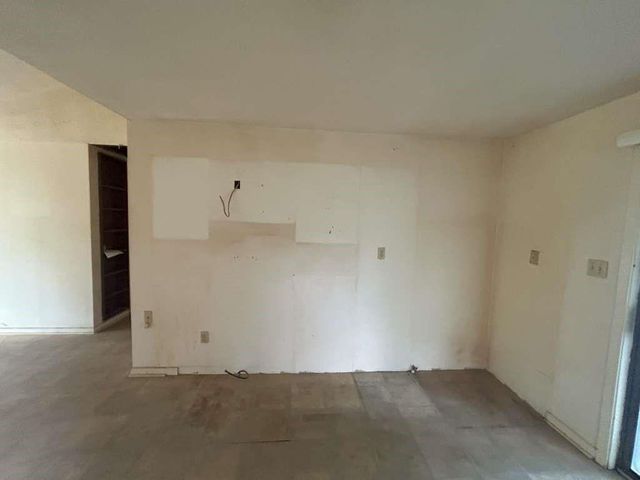 254 Darrel Hall Drive, Trinity, TX 75862