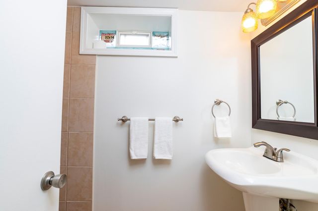 3331 Parkview Boulevard, Robbinsdale, MN 55422