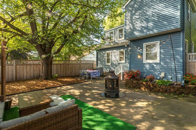 3331 Parkview Boulevard, Robbinsdale, MN 55422