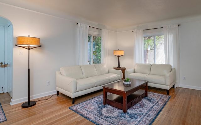 3331 Parkview Boulevard, Robbinsdale, MN 55422