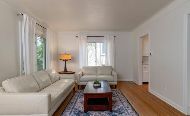 3331 Parkview Boulevard, Robbinsdale, MN 55422