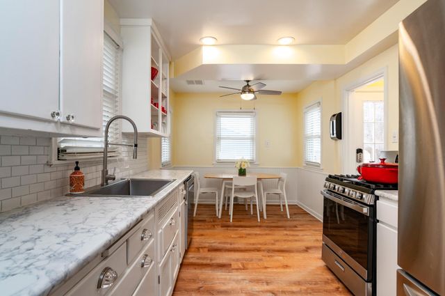 3331 Parkview Boulevard, Robbinsdale, MN 55422