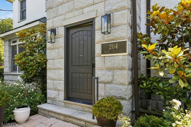 204 N Union Ave, Cranford Twp., NJ 07016