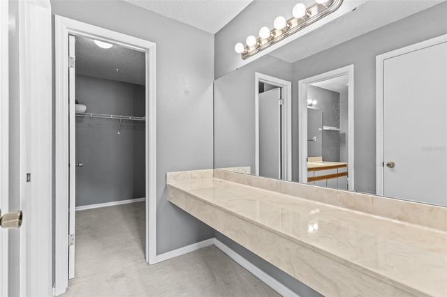 5273 TUNBRIDGE WELLS LANE 1601, Orlando, FL 32812