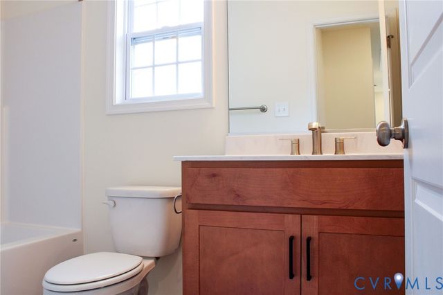 11632 Fort Cosby Dr, Midlothian, VA 23112