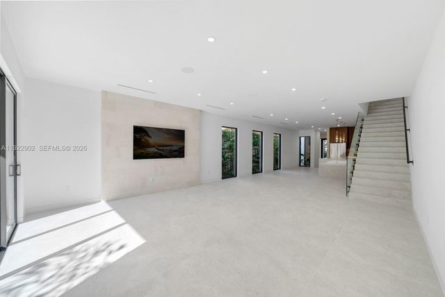 2610 SW 17th Street, Miami, FL 33145
