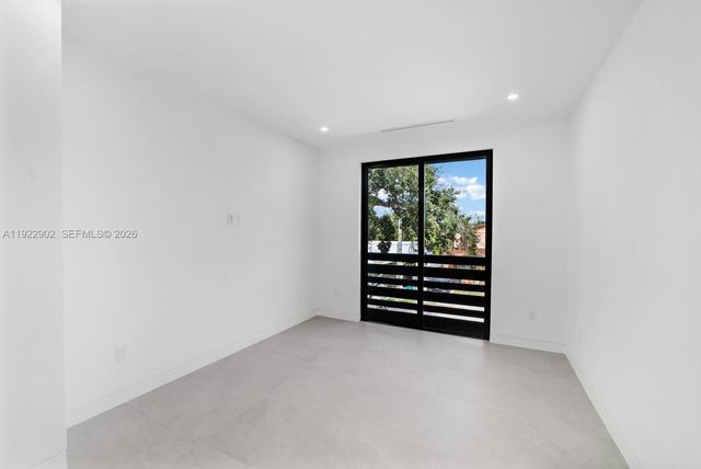 2610 SW 17th Street, Miami, FL 33145