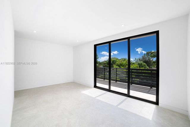 2610 SW 17th Street, Miami, FL 33145
