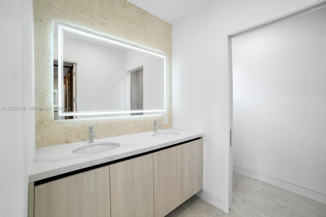 2610 SW 17th Street, Miami, FL 33145