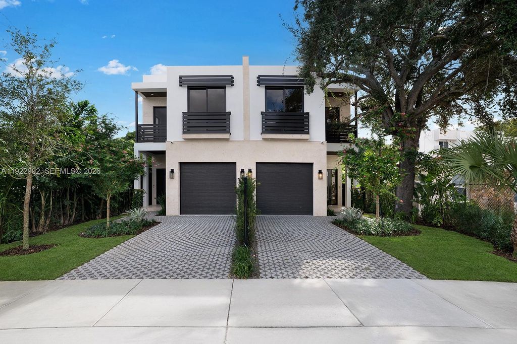 2610 SW 17th Street, Miami, FL 33145
