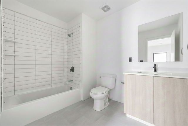 1035 Commonwealth Ave 602, Boston, MA 02215