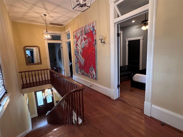 1515 Postoffice Street, Galveston, TX 77550