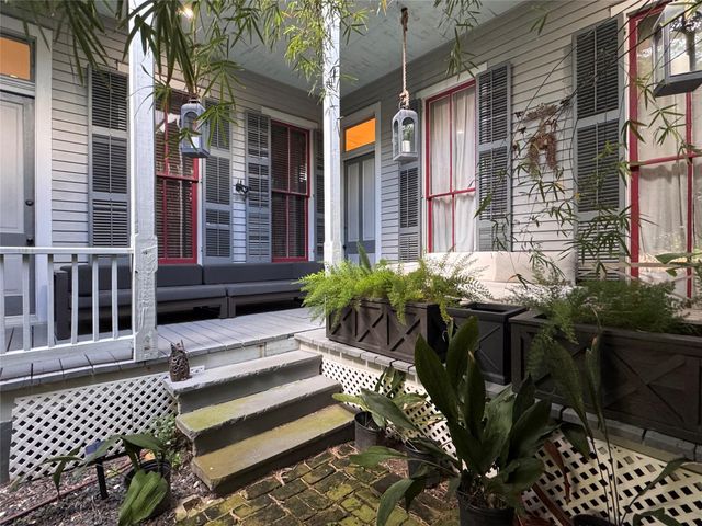 1515 Postoffice Street, Galveston, TX 77550