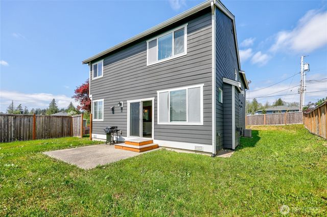 6398 Juanita Circle NE, Bremerton, WA 98311