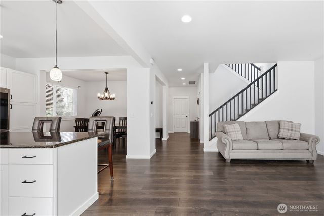 6398 Juanita Circle NE, Bremerton, WA 98311