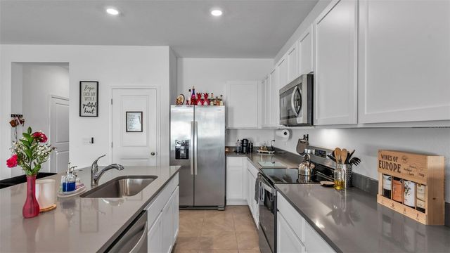 3532 WHITE DANDELION COURT, Plant City, FL 33565